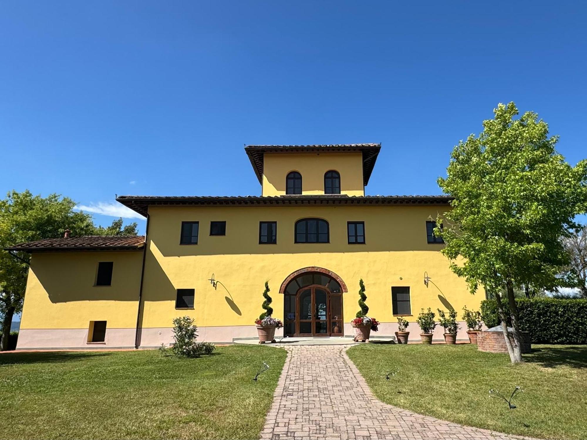 Agriturismo Cascina Cipressa San Romano  Екстер'єр фото