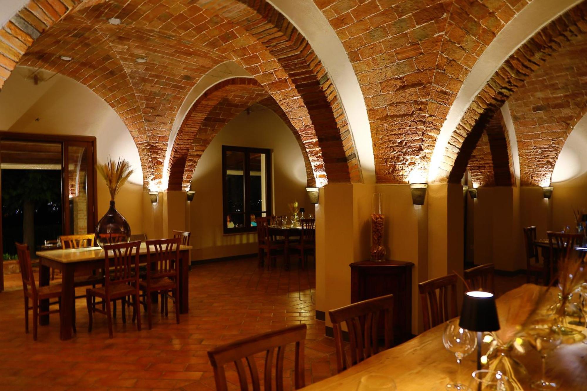 Agriturismo Cascina Cipressa San Romano  Екстер'єр фото