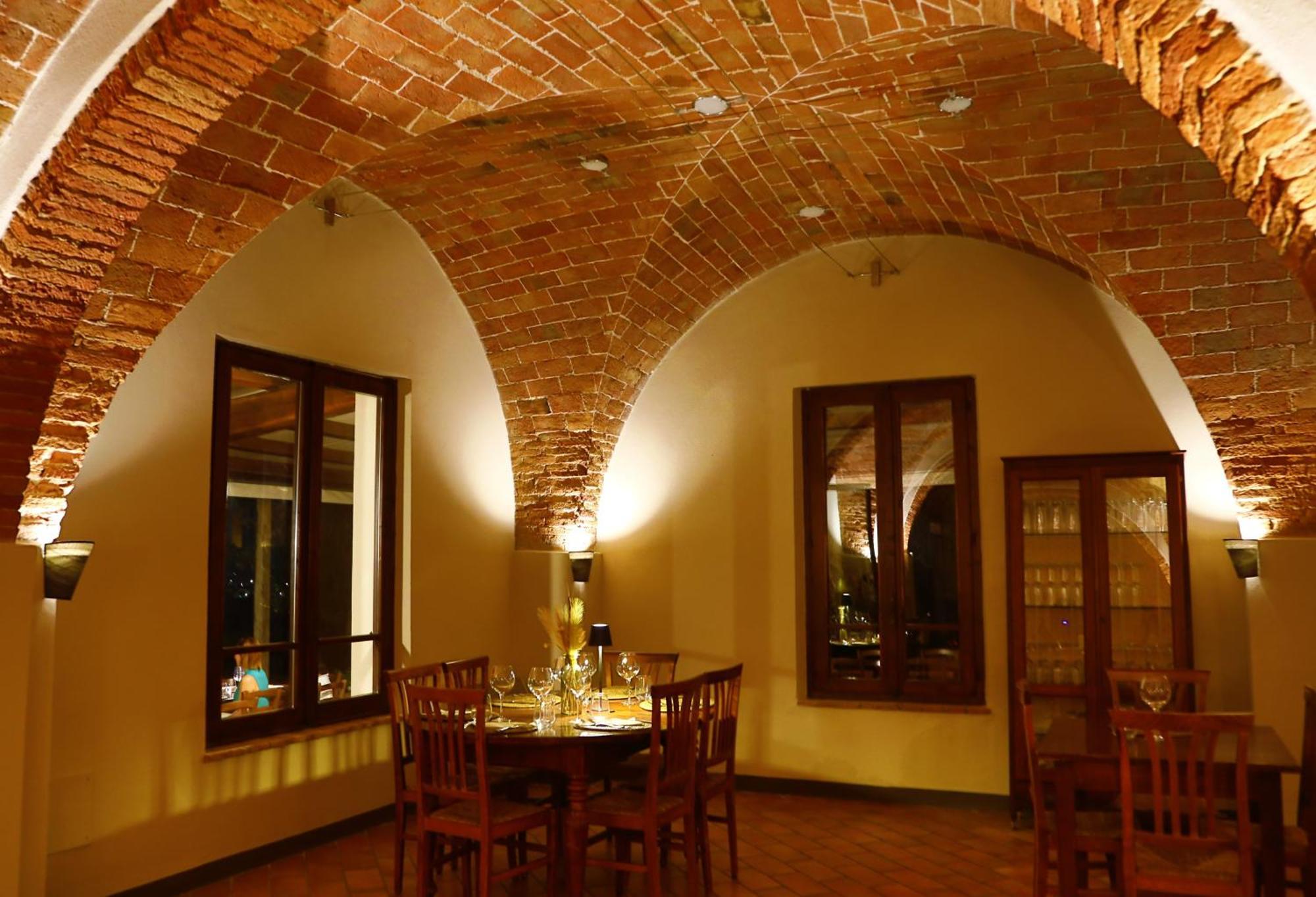 Agriturismo Cascina Cipressa San Romano  Екстер'єр фото